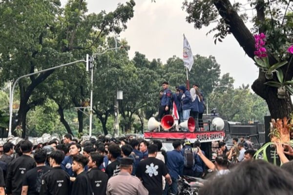 Pernyataan Sikap GEBRAK: Mengecam Tindakan Represif Aparat dan Kriminalisasi terhadap Mahasiswa dalam AksiPeringatan 27 Tahun Reformasi